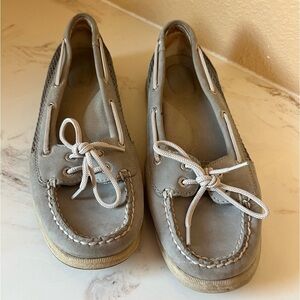 Sperry boat shoes women’s size 9